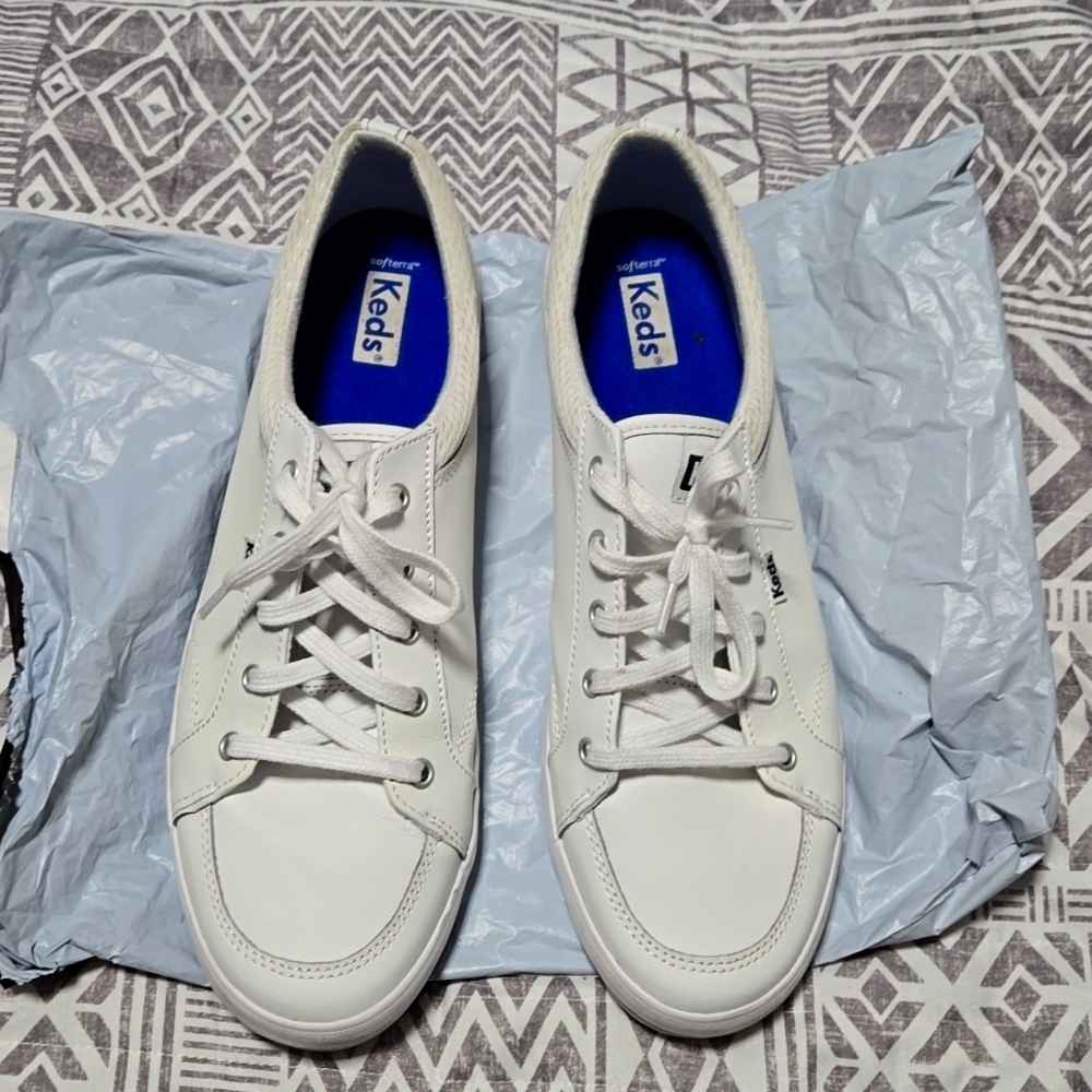 Keds tennis shoes